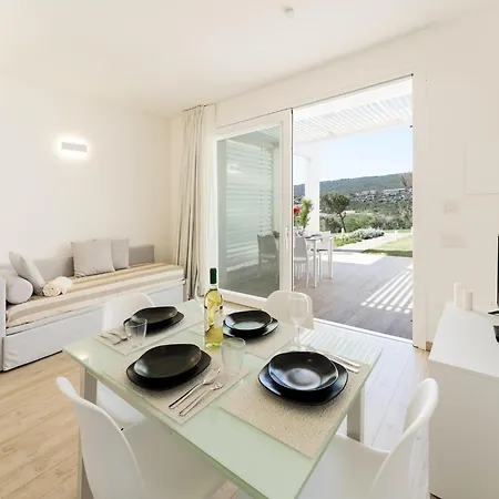 Lejlighed Capo Falcone, *